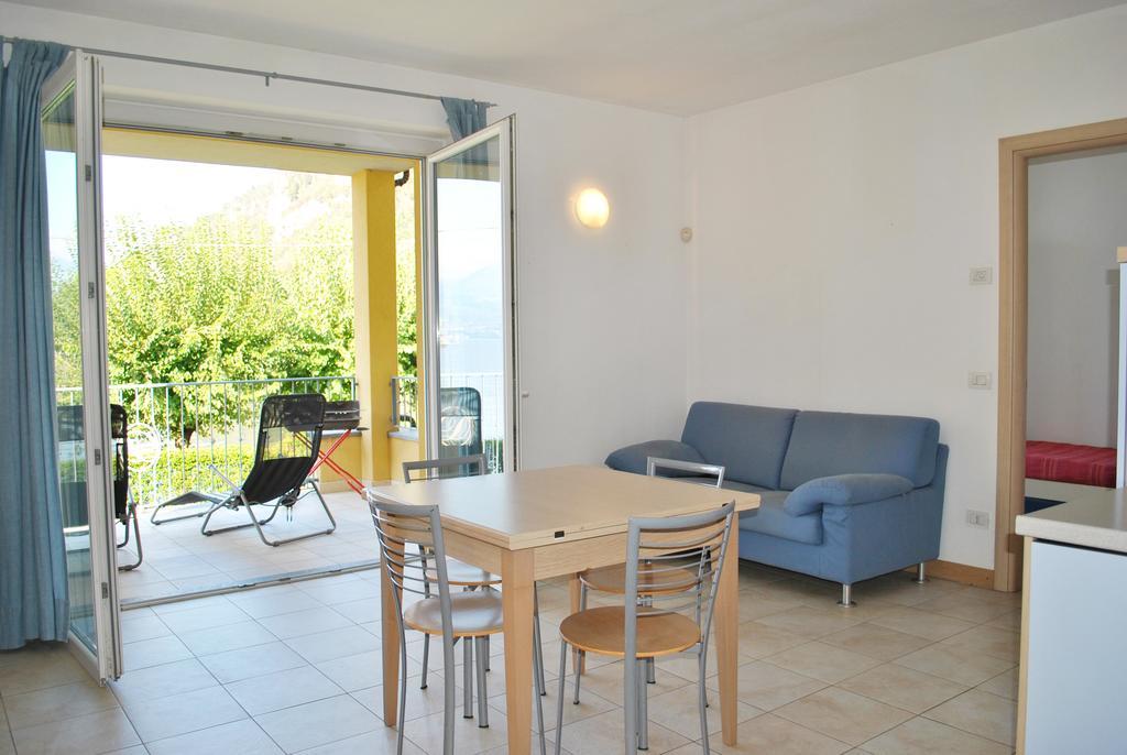 Residence White Beach Lierna Eksteriør bilde